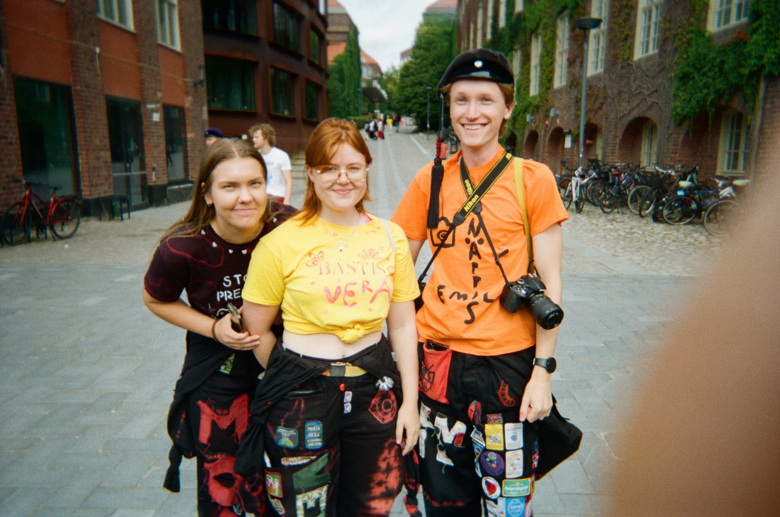 mot3.webp background image